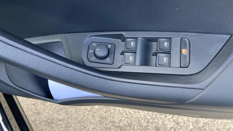 Skoda Karoq 1.5 TSI SE Drive 5dr DSG Petrol Estate